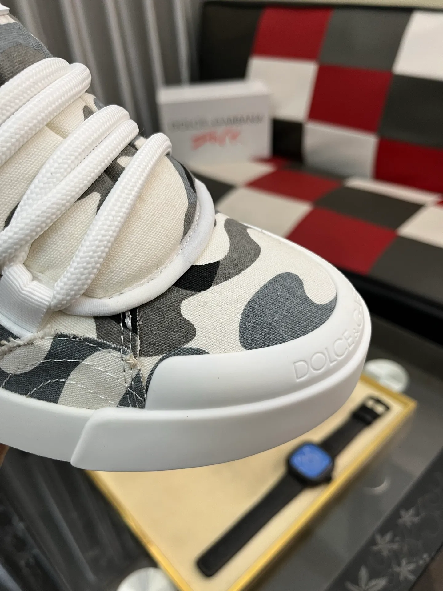 Men's Men's Shoes Men's Shoes 💰480⌚️⌚️DG-Dolce & Gabbana) The latest popular 🔥🔥casual shoes, the tongue has the brand's iconic details, and the combination of silk cowhide and cow suede enhances the style. Fashionable and versatile, it can complement any look. Create an exquisite design with unique dynamic vitality and modern atmosphere, showing modern elegance. Size: 35-45